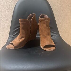 Brown suede open toe booties